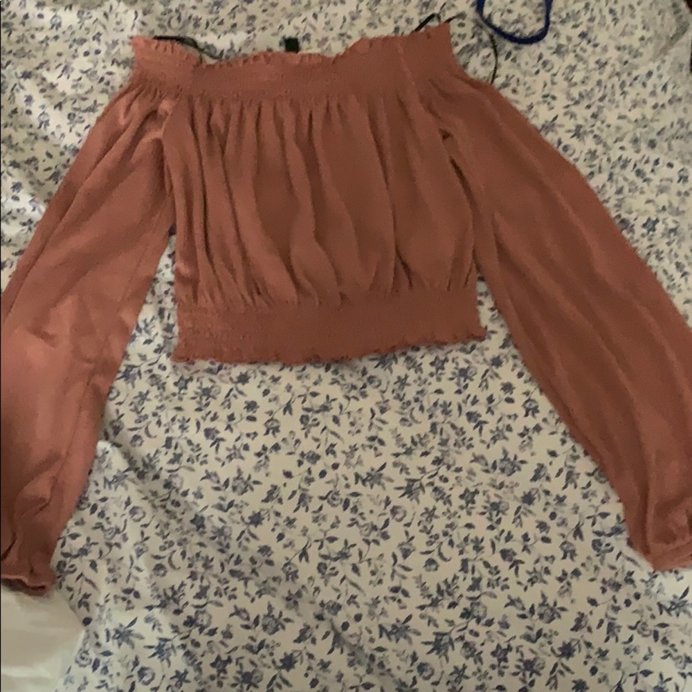 H&M top never worn